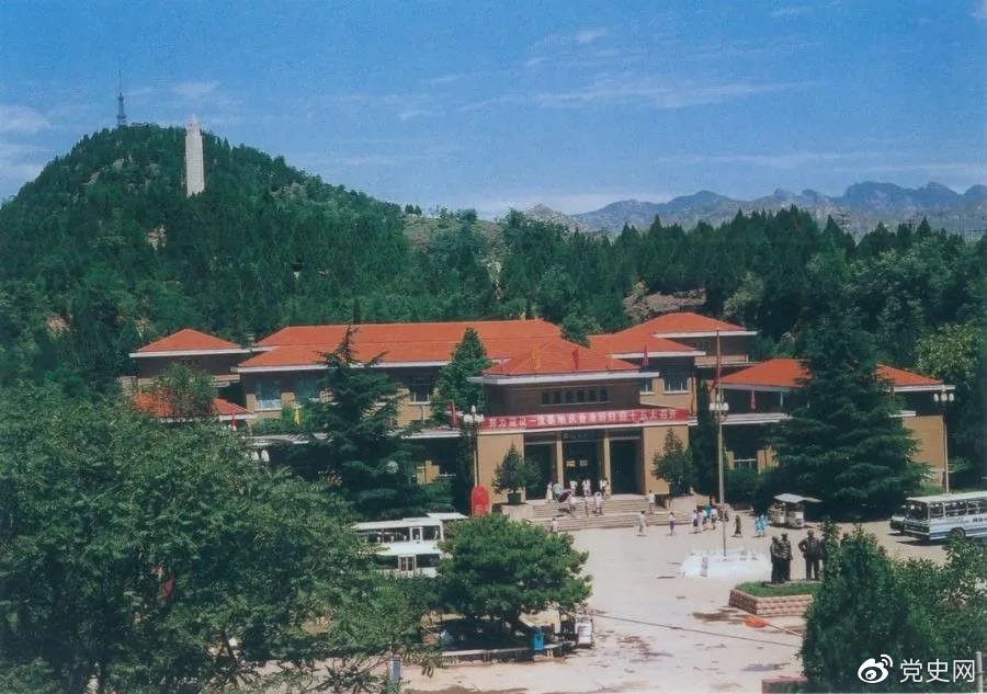 1978年5月26日，西柏坡中共中央舊址和紀(jì)念館同時(shí)對(duì)外開放。